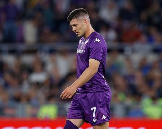 阿斯报:约维奇将留队 这是证明自己的最后机会 阿斯报:约维奇将留队 这是证明自己的最后机会